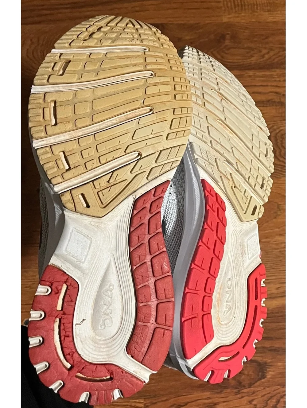 Brooks 10 these